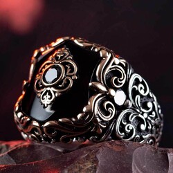 Fashionable Design Black Onyx Stone Silver Men Ring - 5