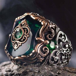 Fashionable Design Zircon Green Stone Silver Men's Ring - 5