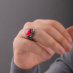Kalkan Tasarım Oval Kırmızı Zirkon Taşlı Gümüş Erkek Yüzük - Thumbnail