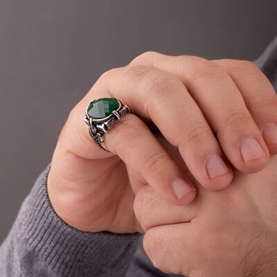 Shield Design Oval Green Zircon Stone Facet Cut Sterling Silver Men's Ring - 5