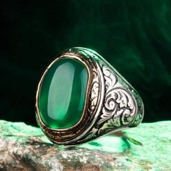 Sterling Silver Ornamented Mens Ring with Green Agate Stone - 5